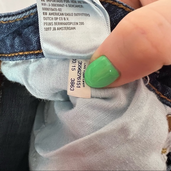 American Eagle Outfitters Shortie Denim Shorts, size 6 - Picture 5 of 7